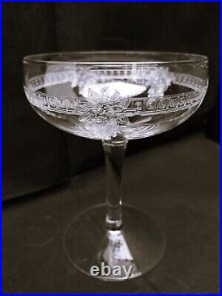 10 COUPES à Champagne en CRISTAL Gravé Ancien H 12.5 cm BACCARAT-ST LOUIS 10 COUPES à Champagne en CRISTAL Gravé Ancien H 12.5 cm BACCARAT-ST LOUIS