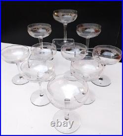 10 COUPES à Champagne en CRISTAL Gravé Ancien H 12.5 cm BACCARAT-ST LOUIS 10 COUPES à Champagne en CRISTAL Gravé Ancien H 12.5 cm BACCARAT-ST LOUIS