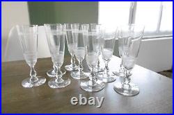 10 anciennes verres flûte à champagne en cristal Baccarat ou Saint Louis