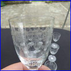 10 verres à vin en cristal de baccarat modèle Beauharnais gravé