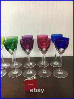 10 verres à vin modèle Genova en cristal de Baccarat (prix à la pièce) 10 verres à vin modèle Genova en cristal de Baccarat (prix à la pièce)