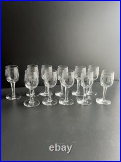 11 Verres À Liqueur En Cristal Baccarat Modelé Pompadour