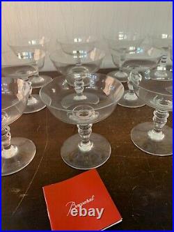 11 coupes à champagne modèle Vence en cristal de Baccarat (prix à la pièce)
