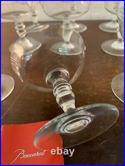 11 coupes à champagne modèle Vence en cristal de Baccarat (prix à la pièce)