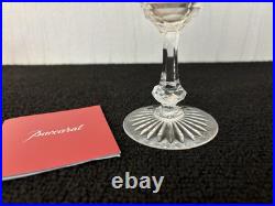 11 flûtes à champagne modèle Colbert en cristal de Baccarat (prix à la pièce) 11 flûtes à champagne modèle Colbert en cristal de Baccarat (prix à la pièce)