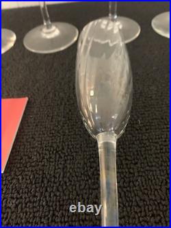 11 flutes à champagne modèle Livourne en cristal de Baccarat (prix à la pièce)