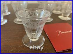 11 verres à liqueur / ou saké gravé en cristal de Baccarat (prix du lot)