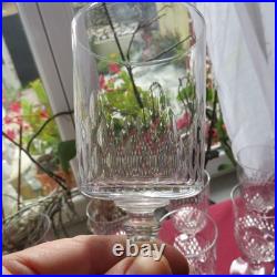 11 verres a vin en cristal de baccarat modèle écaille richelieu H 12,3 cm