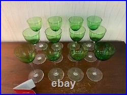 11 verres modèle Perfection vert clair en cristal de Baccarat (prix à la pièce)