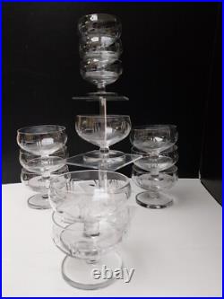12 COUPES A CHAMPAGNE en CRISTAL Gravé Ancien H 7 cm BACCARAT