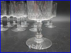 12 verres Vin rouge cristal taillé Baccarat modèle Richelieu Champigny H 12,2cm