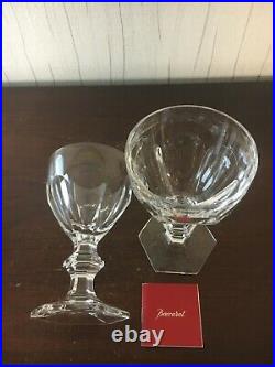 12 verres à vin modèle Harcourt en cristal de Baccarat (h14.5 /prix à la pièce)
