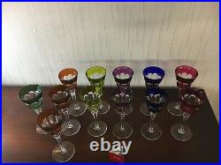 12 verres couleur doublé en cristal de Baccarat (prix à la pièce)