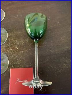 12 verres modèle Perfection vert foncé en cristal de Baccarat (prix à la pièce)