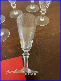 15 flûtes à champagne modèle Parme en cristal de Baccarat (prix à la pièce) 15 flûtes à champagne modèle Parme en cristal de Baccarat (prix à la pièce)