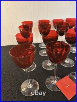 15 verres modèle Perfection rouge en cristal de Baccarat (prix 1 verre)