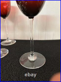 15 verres modèle Perfection rouge en cristal de Baccarat (prix 1 verre)