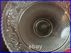 16 coupelles arabesque cristal Baccarat (prix à la pièce)