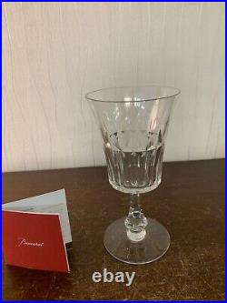 16 verres à eau modèle en cristal de BaccaraT (prix à la pièce)