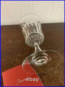 16 verres à eau modèle en cristal de BaccaraT (prix à la pièce)