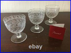 16 verres à liqueur modèle Rohan cristal Baccarat h 7.5 cm (prix à la pièce)