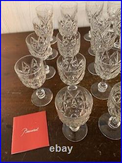 16 verres à porto modèle Harfleur en cristal de Baccarat (prix à la pièce)