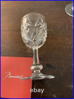 16 verres à porto modèle Harfleur en cristal de Baccarat (prix à la pièce)