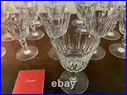 16 verres à vin rouge modèle Ile de France cristal de Baccarat (prix à la pièce) 16 verres à vin rouge modèle Ile de France cristal de Baccarat (prix à la pièce)