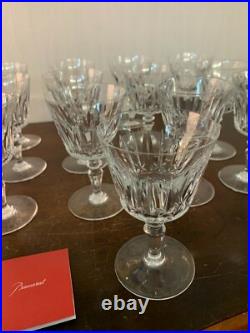 16 verres à vin rouge modèle Ile de France cristal de Baccarat (prix à la pièce) 16 verres à vin rouge modèle Ile de France cristal de Baccarat (prix à la pièce)