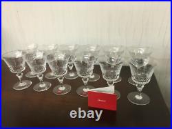 17 verres à eau modèle Parme en cristal de Baccarat h 15.5 cm(prix à la pièce)