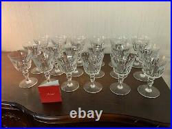 18 verres à eau modèle croisillon en cristal de Baccarat (prix à la pièce)