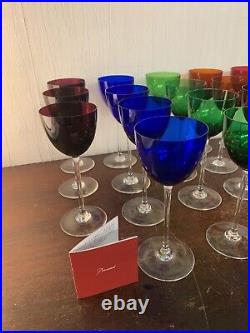 19 verres modèle Perfection 5 couleurs en cristal de Baccarat (prix à la pièce)