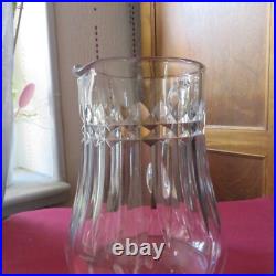 1 broc pichet cruche en cristal de baccarat modèle Piccadilly ou Buckingham 2 1 broc pichet cruche en cristal de baccarat modèle Piccadilly ou Buckingham 2