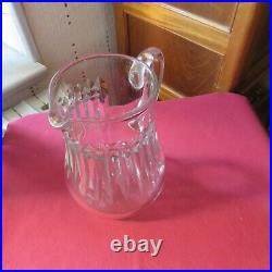 1 broc pichet cruche en cristal de baccarat modèle Piccadilly ou Buckingham 2 1 broc pichet cruche en cristal de baccarat modèle Piccadilly ou Buckingham 2