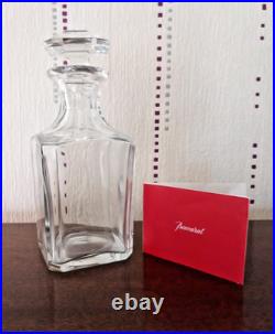 1 carafe à liqueur en cristal de baccarat modèle Harcourt H 21,5 cm signée