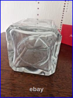 1 carafe à liqueur en cristal de baccarat modèle Harcourt H 21,5 cm signée