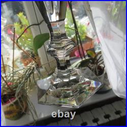 1 flute a champagne en cristal de baccarat modèle Harcourt H 17,8 cm signée