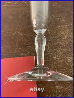 1 flûte à champagne modèle Clara en cristal de Baccarat