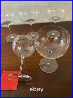 21 verres à bourgogne en cristal de Baccarat (prix à la pièce)