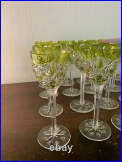 23 verres Roemer modèle Lagny cristal de Baccarat (prix pour un verre) 23 verres Roemer modèle Lagny cristal de Baccarat (prix pour un verre)