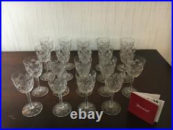 28 verres à porto modèle Hyères en cristal de Baccarat (prix à la pièce)