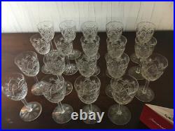 28 verres à porto modèle Hyères en cristal de Baccarat (prix à la pièce)