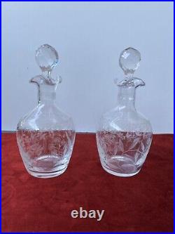 2 Carafes À Liqueur En Cristal Gravé Baccarat St Louis