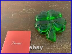 2 trèfles vert en cristal de Baccarat modèle1 (prix à la pièce)