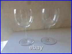 2 verres vin modèle Montaigne mousse de cristal Baccarat signés