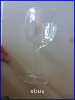 2 verres vin modèle Montaigne mousse de cristal Baccarat signés