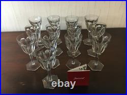 30 verres à vin blanc Compiègne cristal de Baccarat H 14.5 cm(prix à la pièce)
