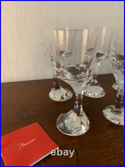 32 verres à eau modèle Narcisse en cristal de Baccarat (prix à la pièce) 32 verres à eau modèle Narcisse en cristal de Baccarat (prix à la pièce)