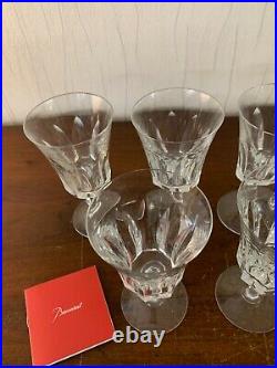 36 verres à eau modèle Polignac en cristal de Baccarat (prix à la pièce)
