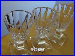 3 ANCIENS VERRES CAVE LIQUEUR CRISTAL NAP III BACCARAT 19 EME ht 7 cm